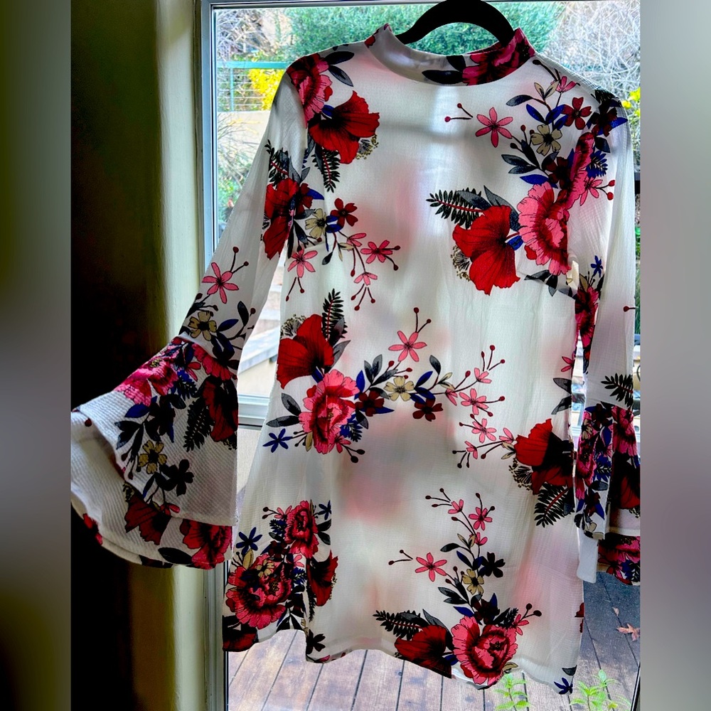 Yoins brand white floral high neck mini dress with bell sleeves & pearl buttons.